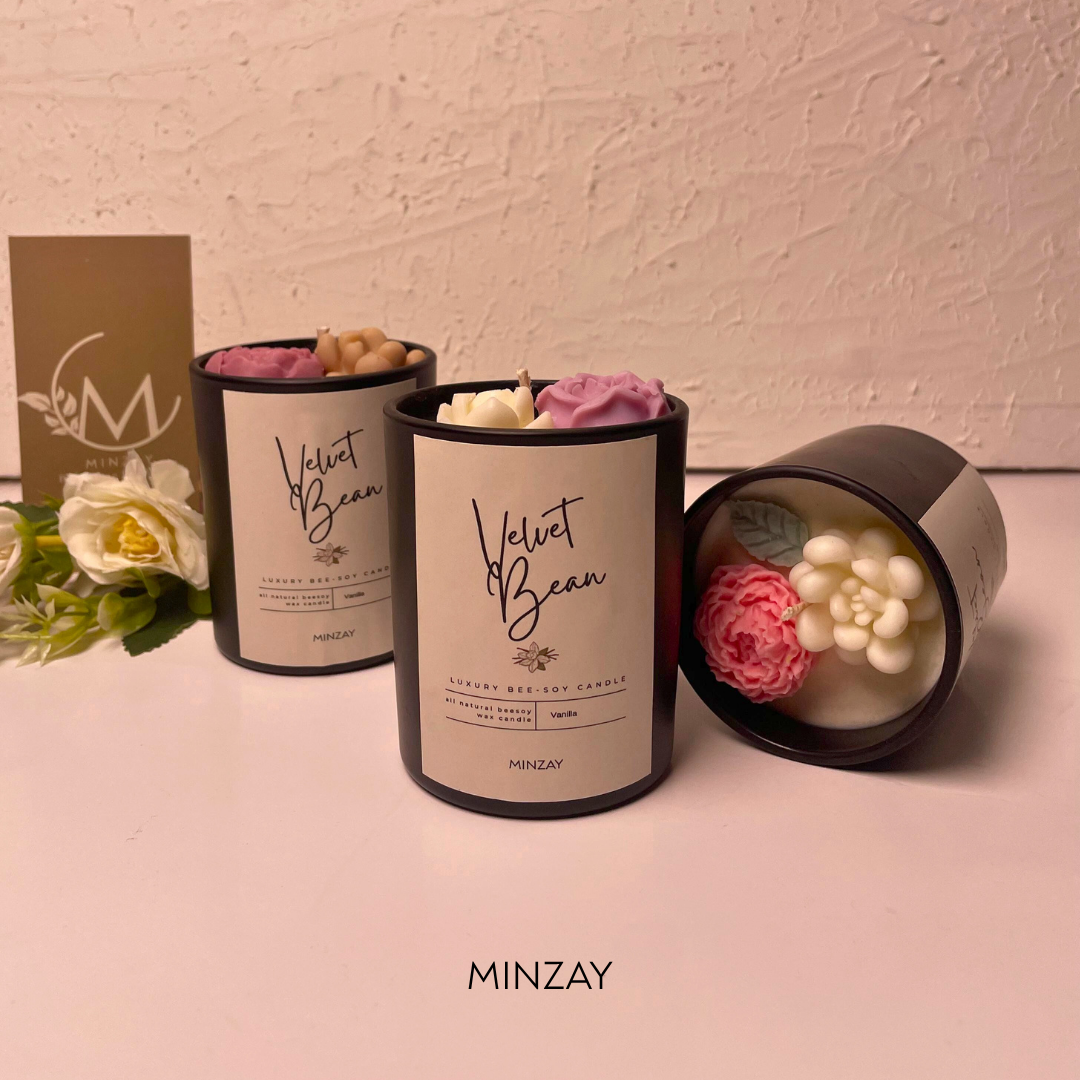 Minzay Velvet Bean candle – vanilla scented, eco-friendly, floral wax top