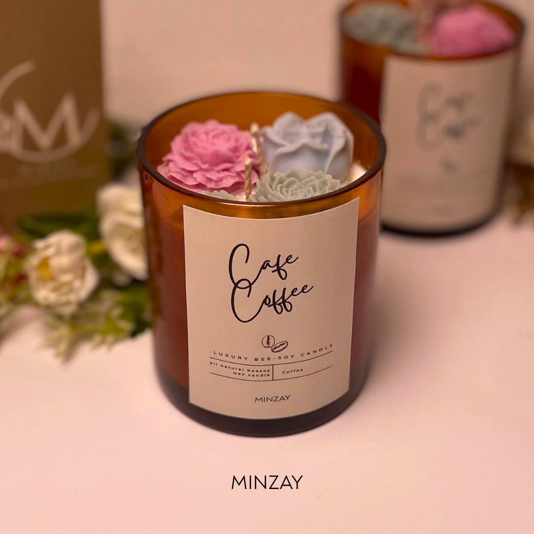 Café Coffee candle by Minzay with wax flower top – coffee scented beesoy candle