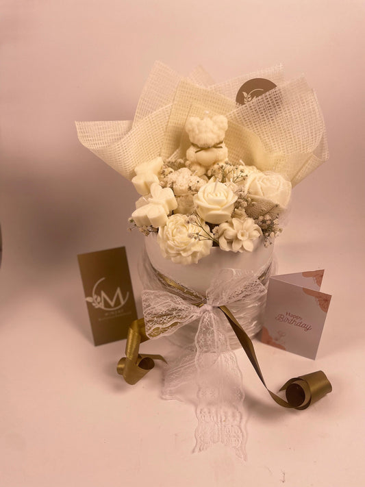 The MINZAY Signature candle bouquet